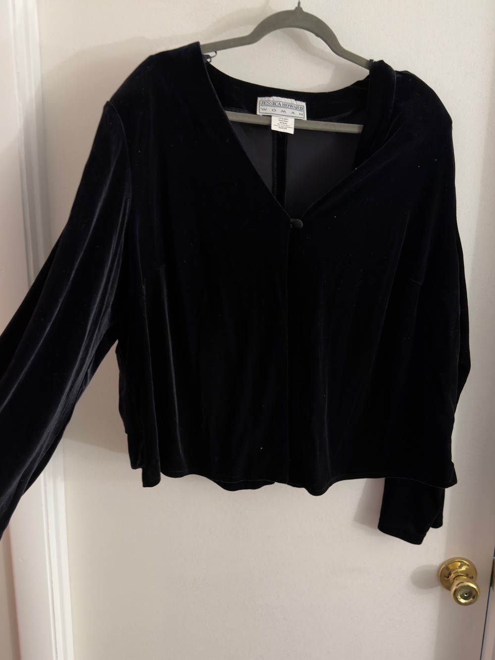 Jessica Howard Black Velvet Button-Front blouse size 24